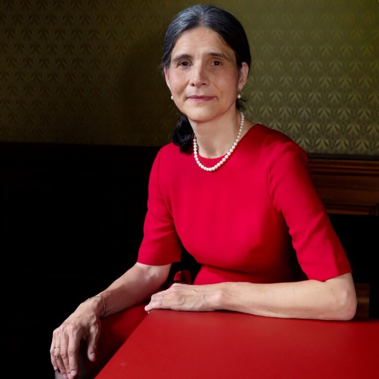 Annette_Bhagwat